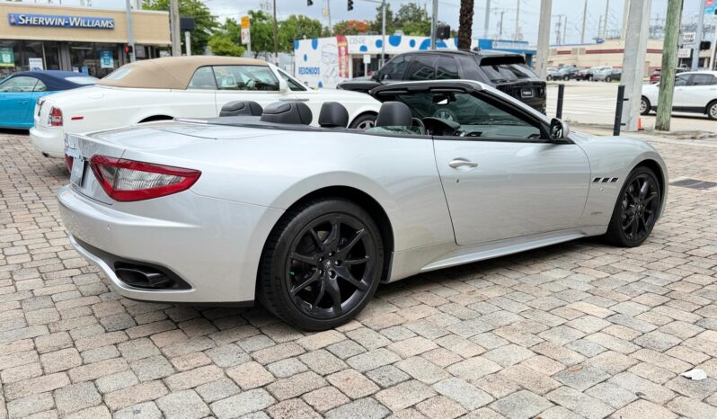 2013 Maserati GranTurismo Sport Convertible full