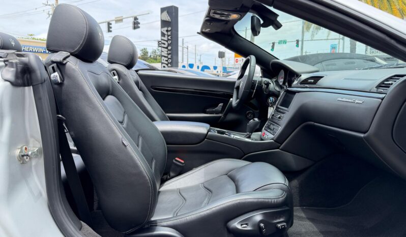 2013 Maserati GranTurismo Sport Convertible full