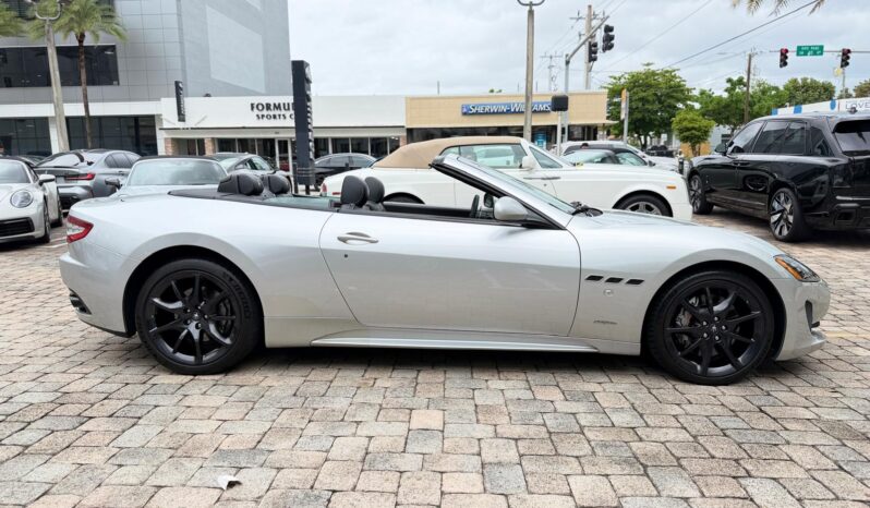 2013 Maserati GranTurismo Sport Convertible full
