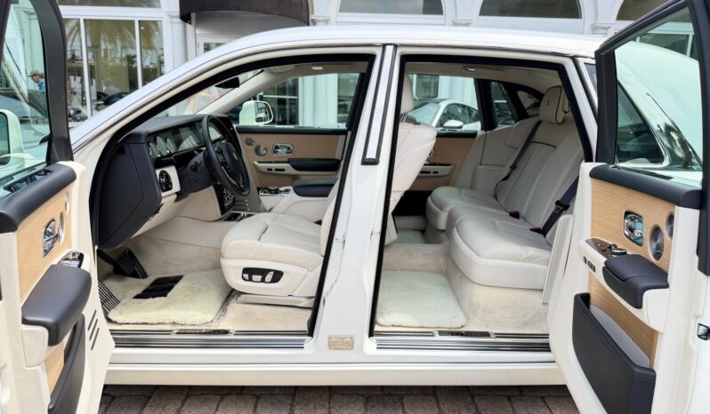 2019 Rolls-Royce Phantom full
