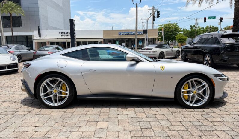 2022 Ferrari Roma full