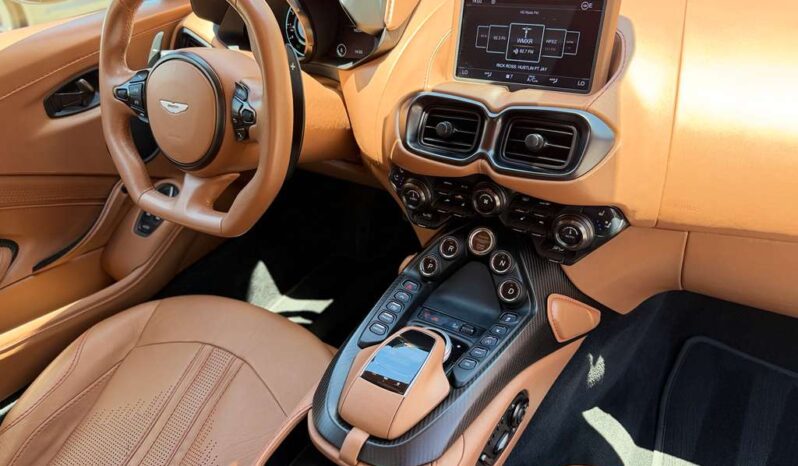 2023 Aston Martin Vantage full