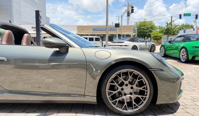 2023 Porsche 911 Targa 4S full