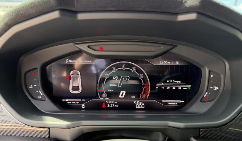 2024 Lamborghini Urus Performante full