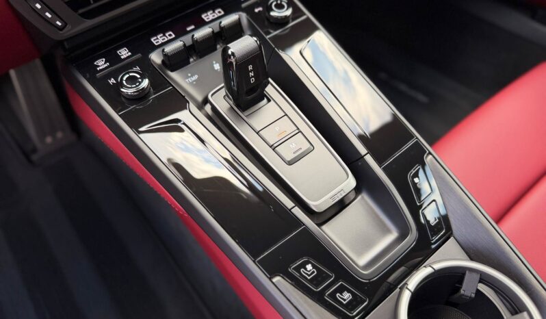 2026 Porsche 911 Carrera 4 GTS full