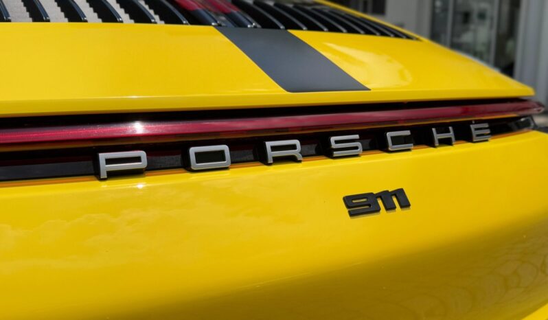 2022 Porsche 911 Carrera full