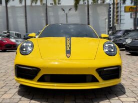 2022 Porsche 911 Carrera