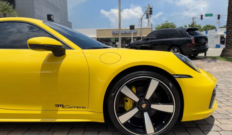 2022 Porsche 911 Carrera full