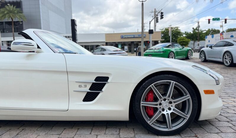 2012 Mercedes-Benz SLS AMG Roadster full