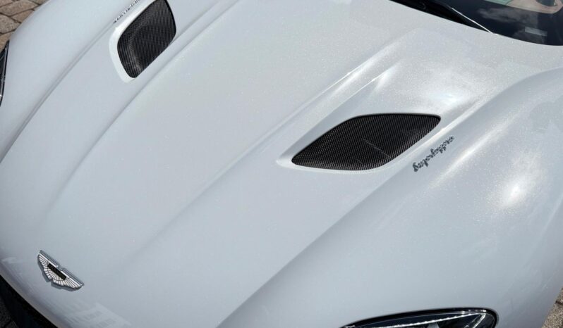 2020 Aston Martin DBS Superleggera full