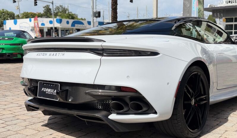 2020 Aston Martin DBS Superleggera full