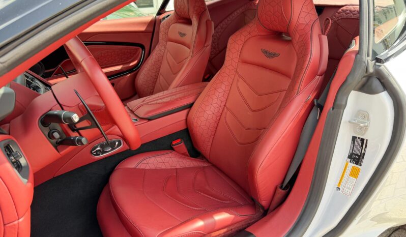 2020 Aston Martin DBS Superleggera full