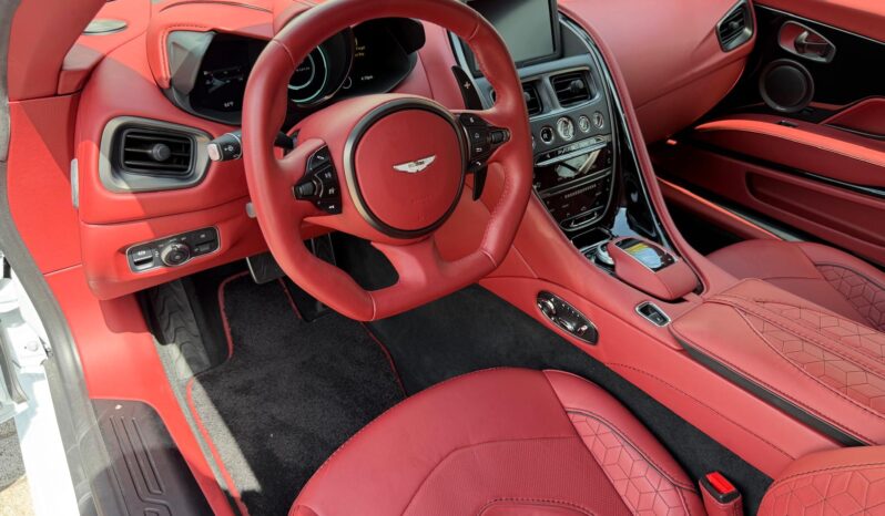 2020 Aston Martin DBS Superleggera full