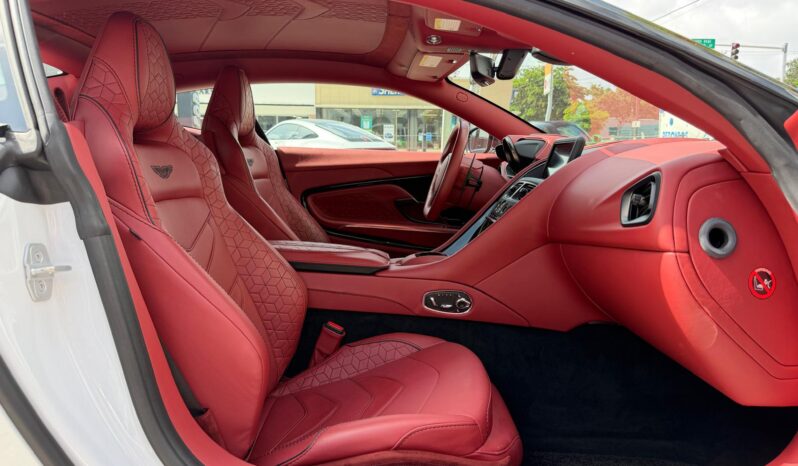 2020 Aston Martin DBS Superleggera full