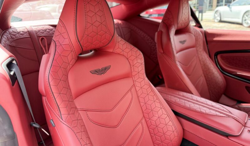 2020 Aston Martin DBS Superleggera full