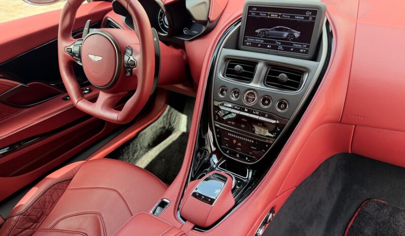 2020 Aston Martin DBS Superleggera full