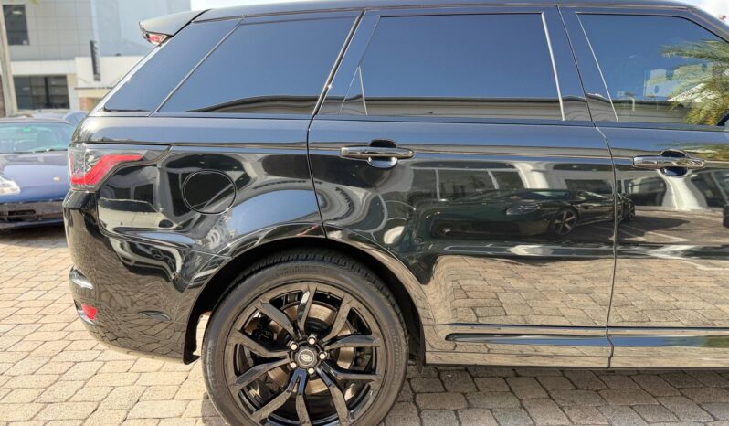2022 Land Rover Range Rover Sport SVR full