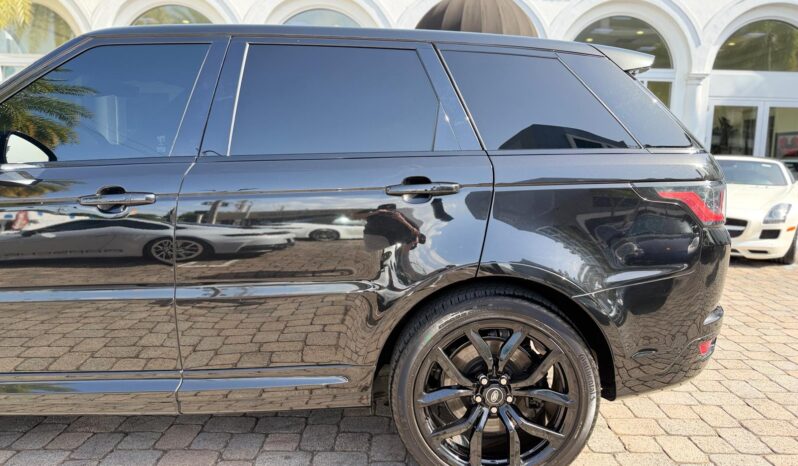 2022 Land Rover Range Rover Sport SVR full