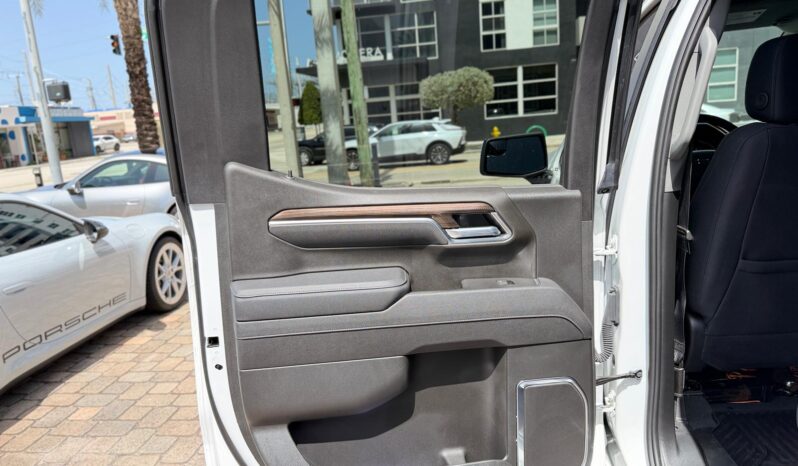 2025 Chevrolet Silverado 1500 RST RWD full