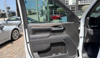 2025 Chevrolet Silverado 1500 RST RWD full