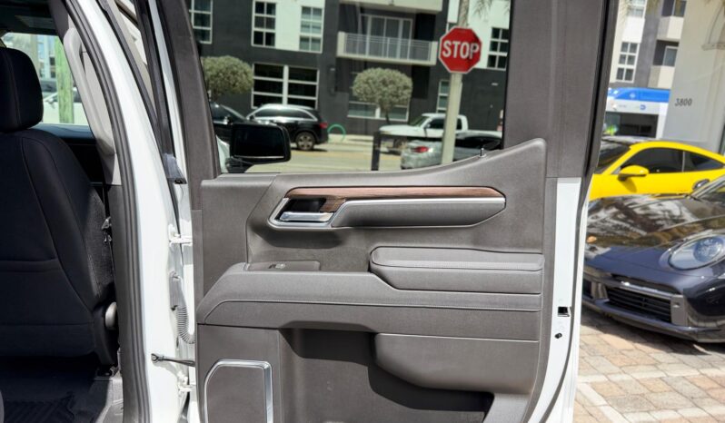 2025 Chevrolet Silverado 1500 RST RWD full