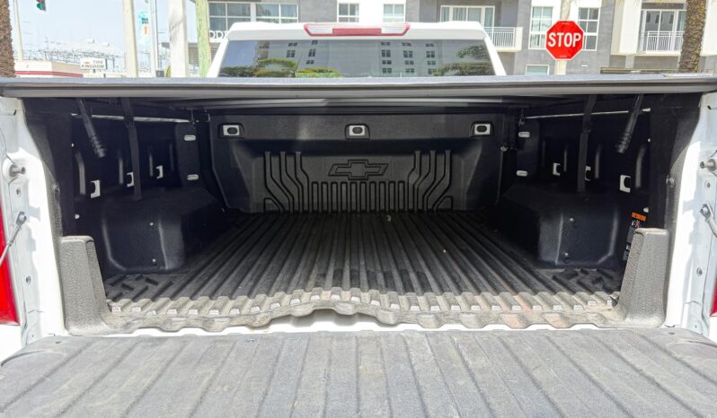 2025 Chevrolet Silverado 1500 RST RWD full