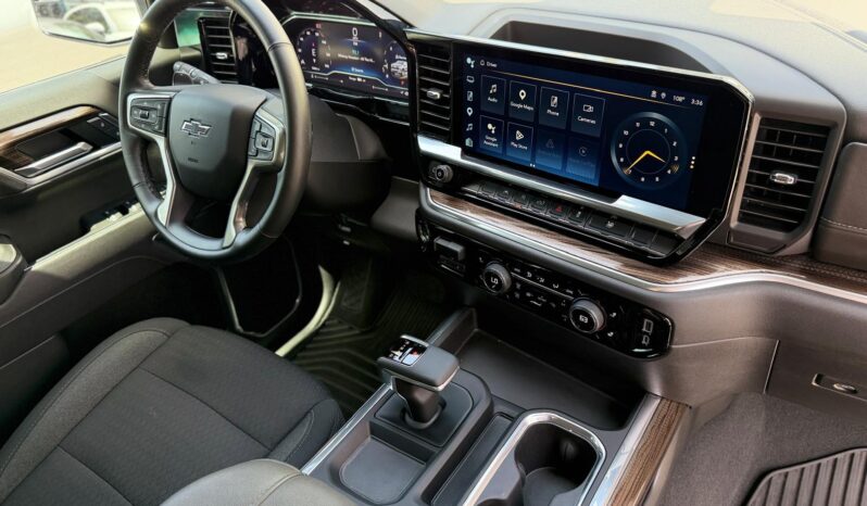 2025 Chevrolet Silverado 1500 RST RWD full