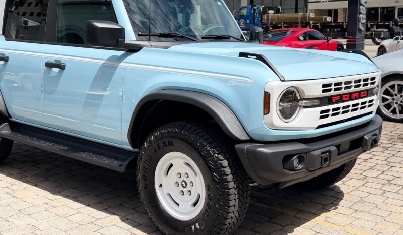 2025 Ford Bronco Heritage Edition full