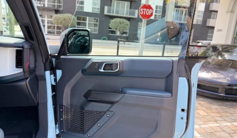 2025 Ford Bronco Heritage Edition full