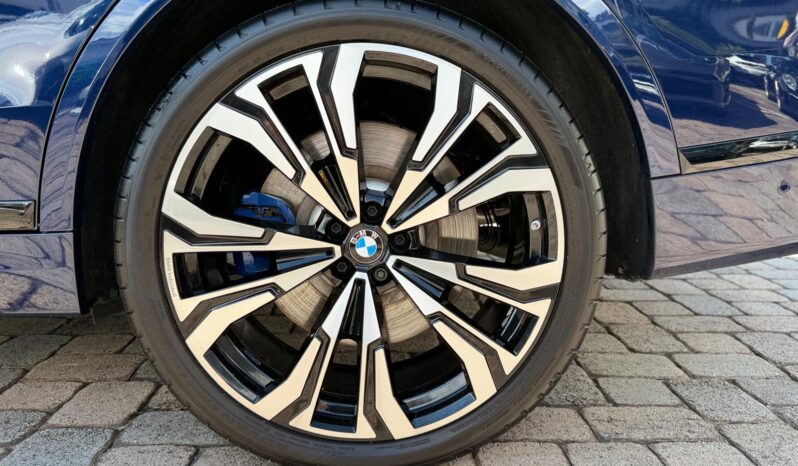 2024 BMW X7 M60i full