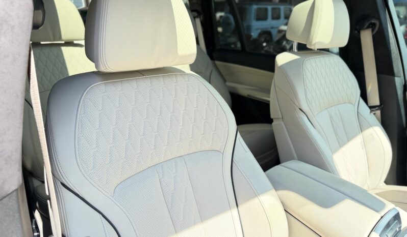 2024 BMW X7 M60i full