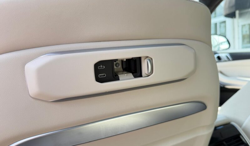 2024 BMW X7 M60i full