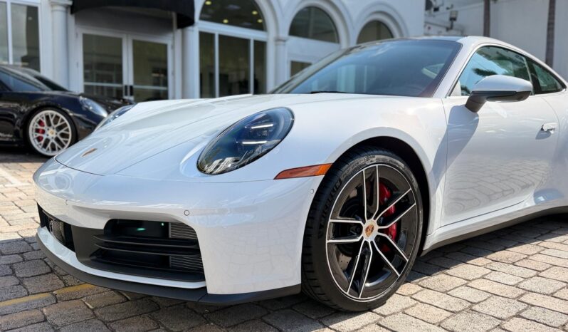 2026 Porsche 911 Carrera 4S full