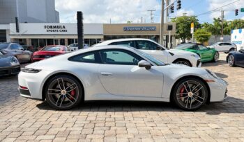 2026 Porsche 911 Carrera 4S full