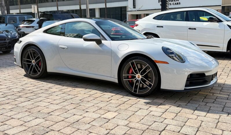 2026 Porsche 911 Carrera 4S full
