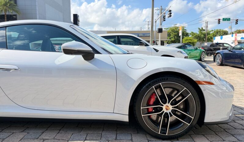 2026 Porsche 911 Carrera 4S full