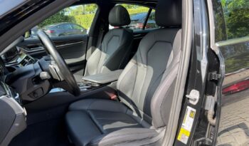 2019 BMW 5 Series 530e iPerformance full