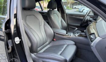 2019 BMW 5 Series 530e iPerformance full