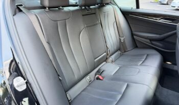 2019 BMW 5 Series 530e iPerformance full