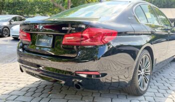 2019 BMW 5 Series 530e iPerformance full