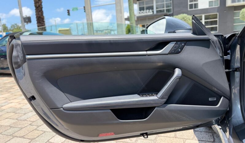 2026 Porsche 911 Carrera Cabriolet full
