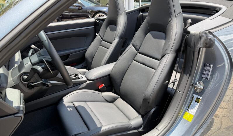 2026 Porsche 911 Carrera Cabriolet full