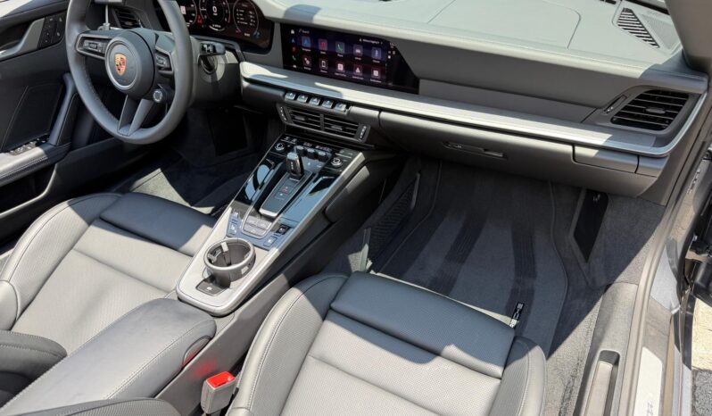 2026 Porsche 911 Carrera Cabriolet full