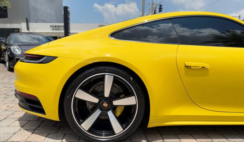 2022 Porsche 911 Carrera full