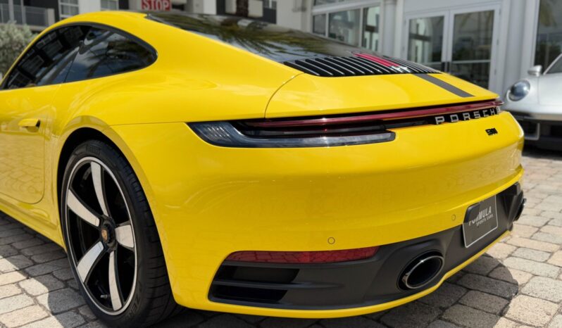 2022 Porsche 911 Carrera full