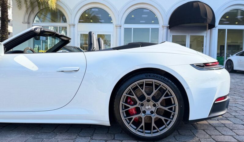 2026 Porsche 911 Carrera S Cabriolet full