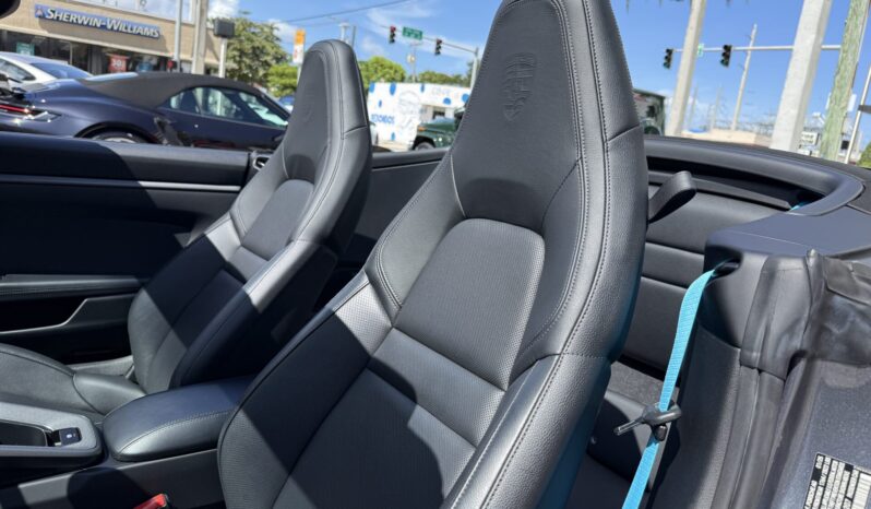 2025 Porsche 911 Carrera Cabriolet full