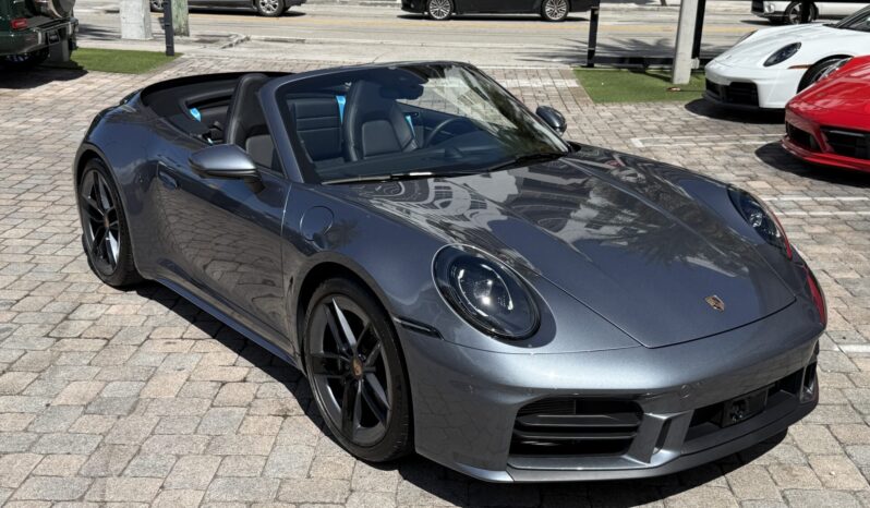 2025 Porsche 911 Carrera Cabriolet full