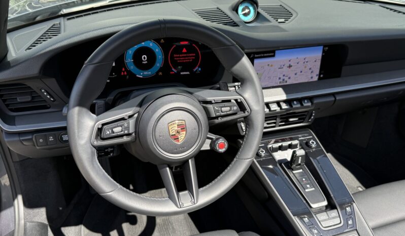 2025 Porsche 911 Carrera Cabriolet full