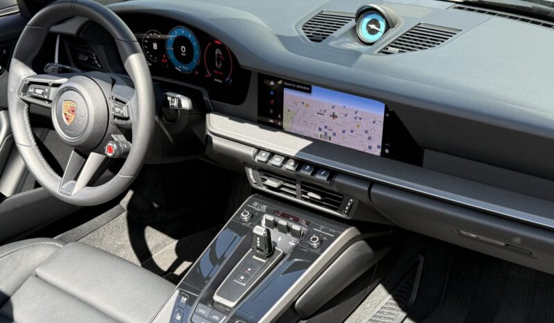 2025 Porsche 911 Carrera Cabriolet full